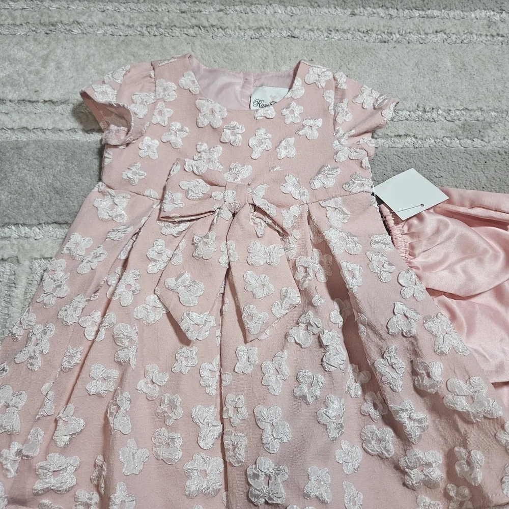 Rare Editions charming pink